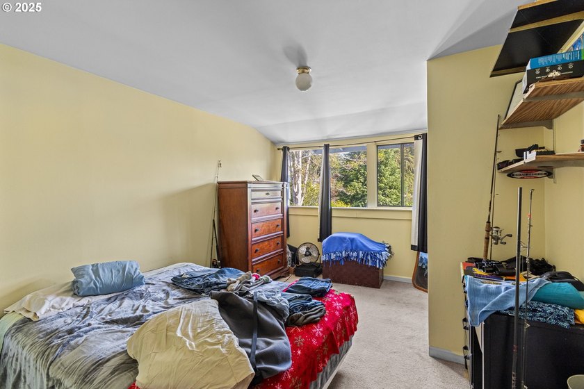 First time on the market in 47 years! This well-kept and nicely - photo 20