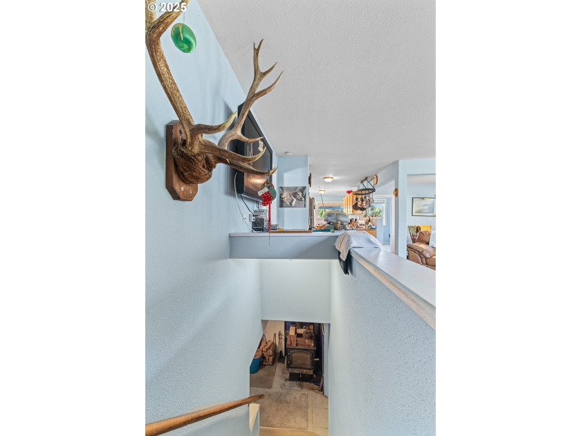 First time on the market in 47 years! This well-kept and nicely - photo 22