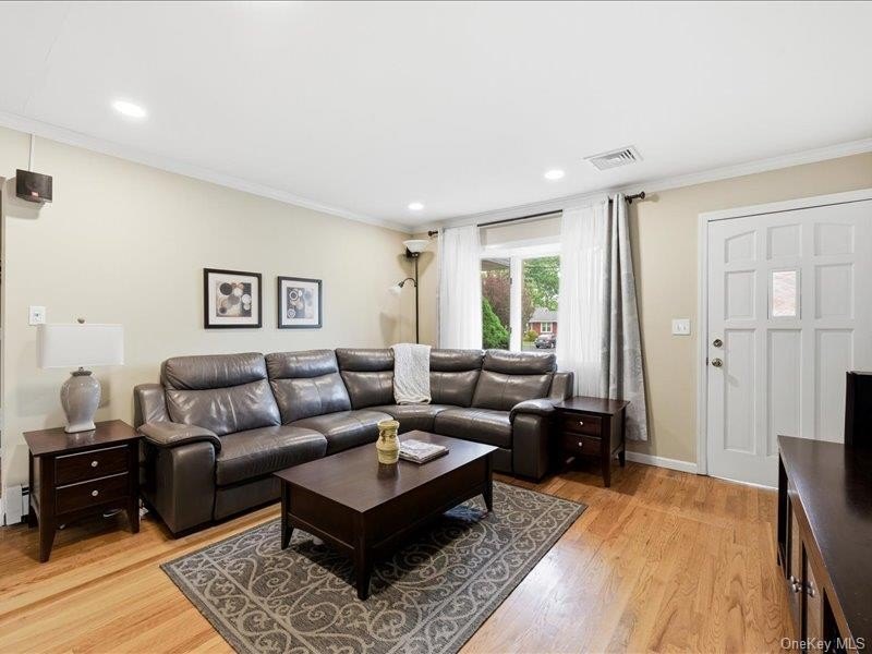 Welcome to this beautifully maintained three bedroom, 2 bath - photo 12