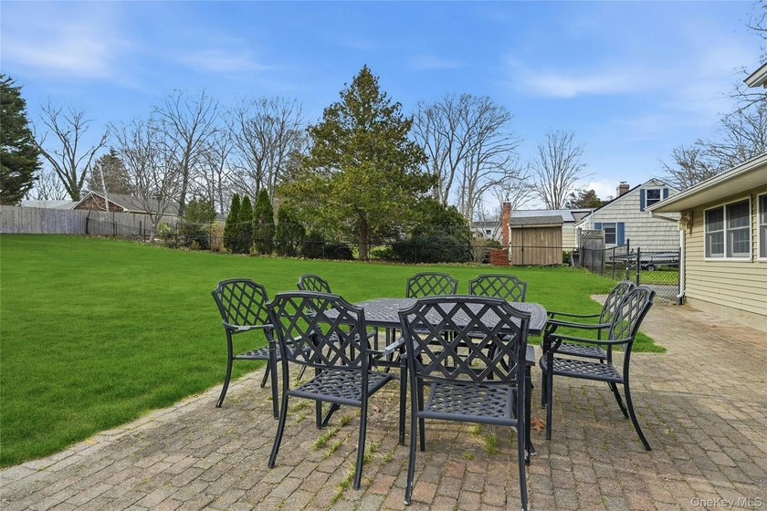 Welcome to this exceptional Old Stony Brook gem, located North - photo 27