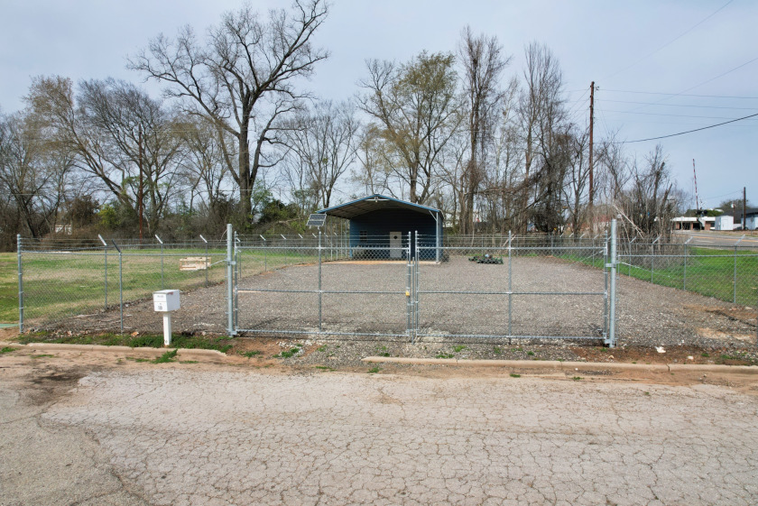 CORNER FENCED LOT IN HAWKINS TX - photo 14