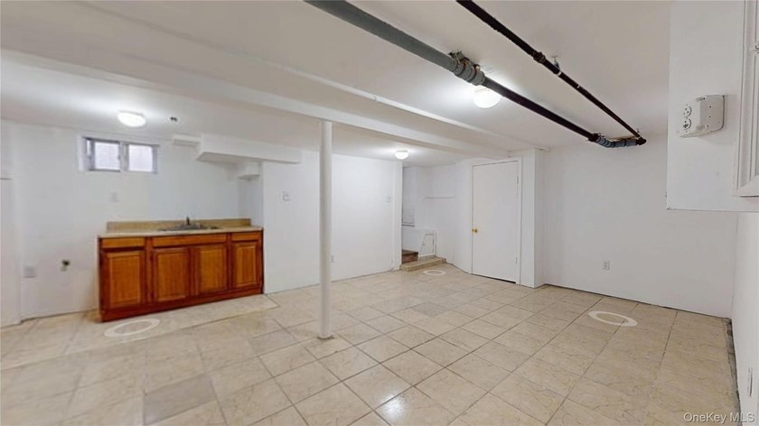 Welcome to this legal two-family home located in Jamaica, Queens - photo 12