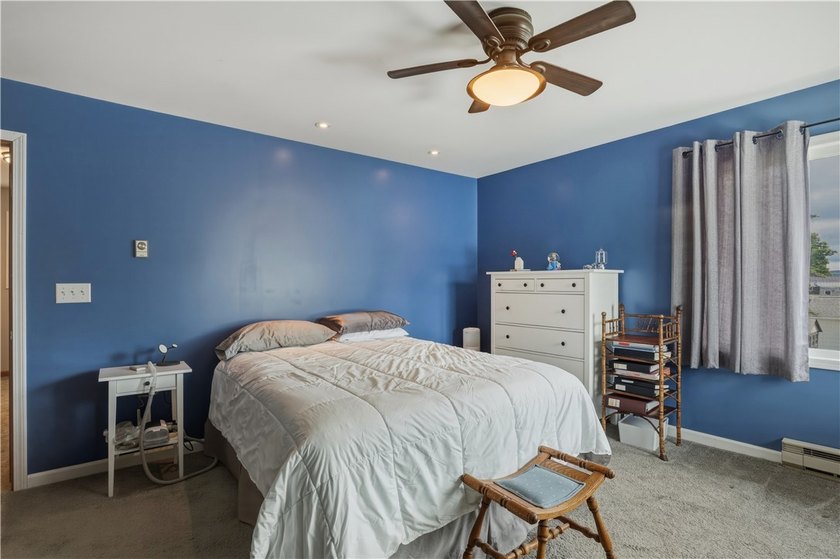 The Keuka Lakeside Inn presents a rare opportunity to acquire a - photo 19