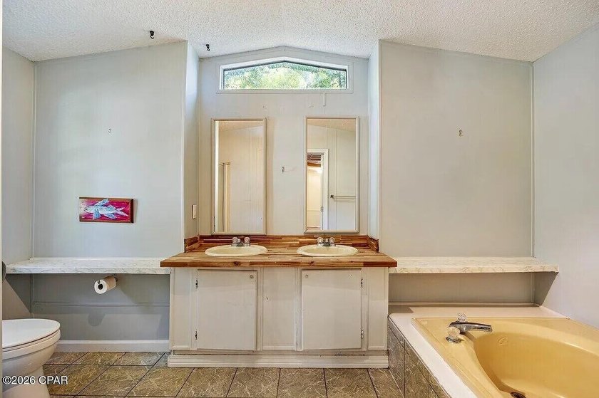 Own the home and the land. No HOA, no lot rent, no restrictions - photo 21