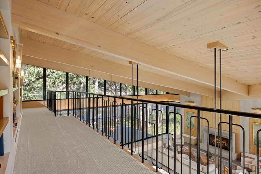 An extraordinary expression of contemporary architecture, this - photo 28