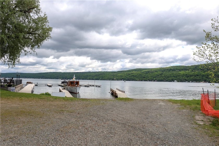 The Keuka Lakeside Inn presents a rare opportunity to acquire a - photo 37