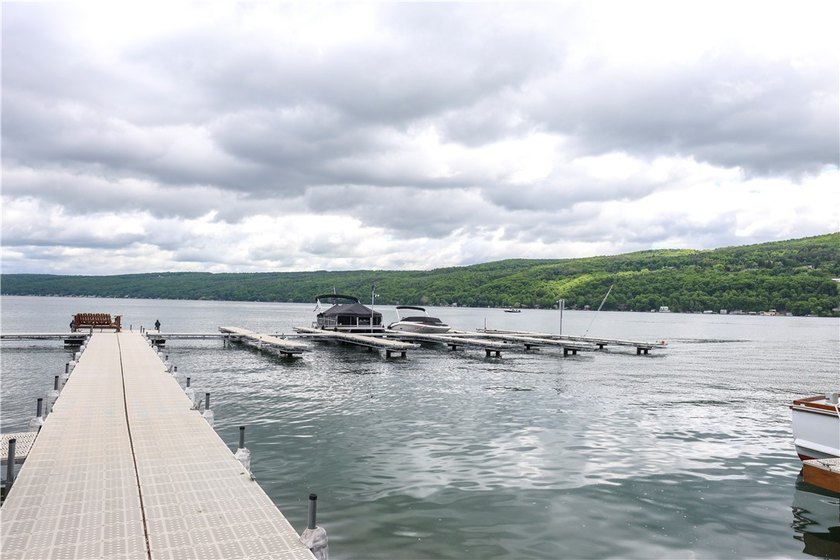 The Keuka Lakeside Inn presents a rare opportunity to acquire a - photo 38
