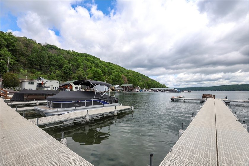 The Keuka Lakeside Inn presents a rare opportunity to acquire a - photo 39