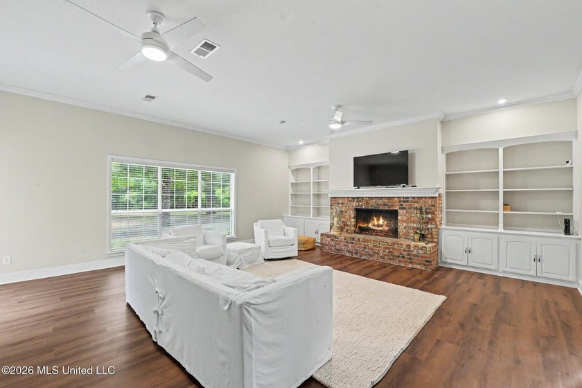 Tucked away on 4.5 acres this private estate blends timeless - photo 5