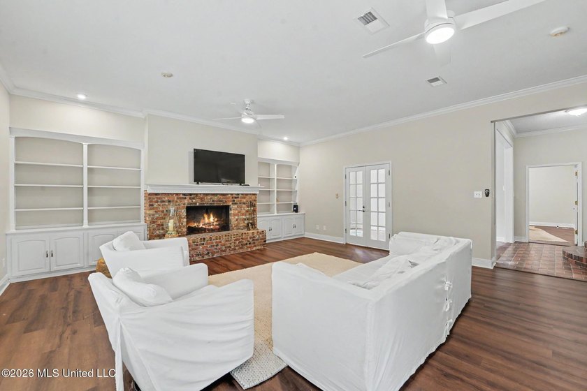 Tucked away on 4.5 acres this private estate blends timeless - photo 6