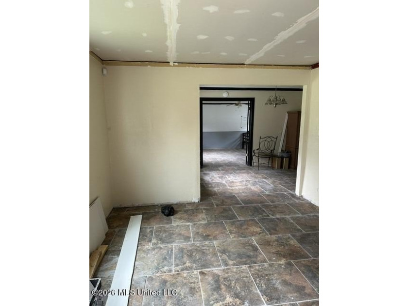 Opportunity Awaits - Value-Add Property Priced to Sell! This - photo 6