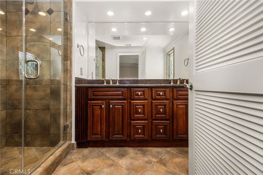 Rare opportunity to own a premier golf course home at 5642 - photo 40