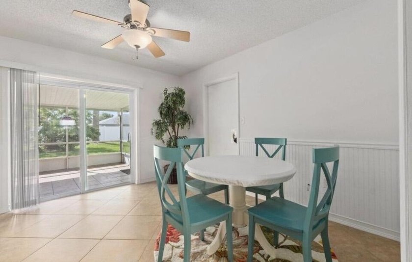 Welcome to this charming single-story residence offering 1,188 - photo 5