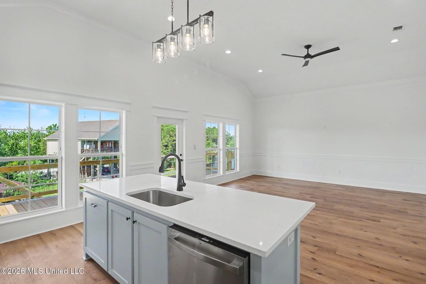 Welcome to this stunning new construction waterfront home! This - photo 5