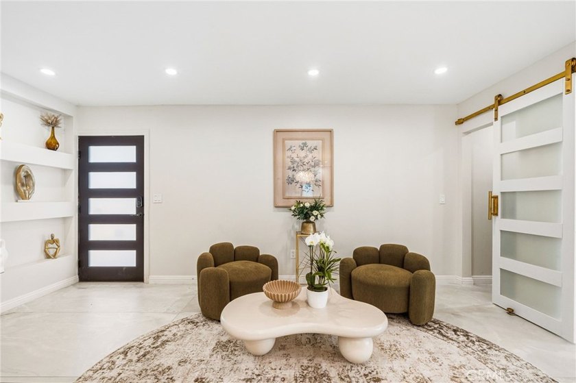 Modern Luxury Meets Exceptional Versatility in Walteria - photo 6