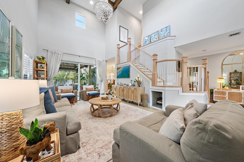 Welcome to refined luxury in this exceptional San Marco model - photo 5