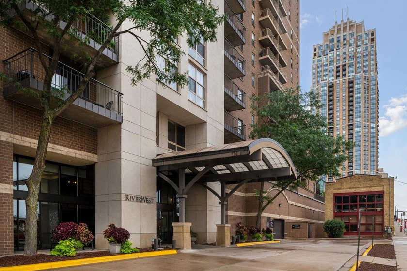 High demand Riverwest condo with views of St Anthony Falls! - photo 28