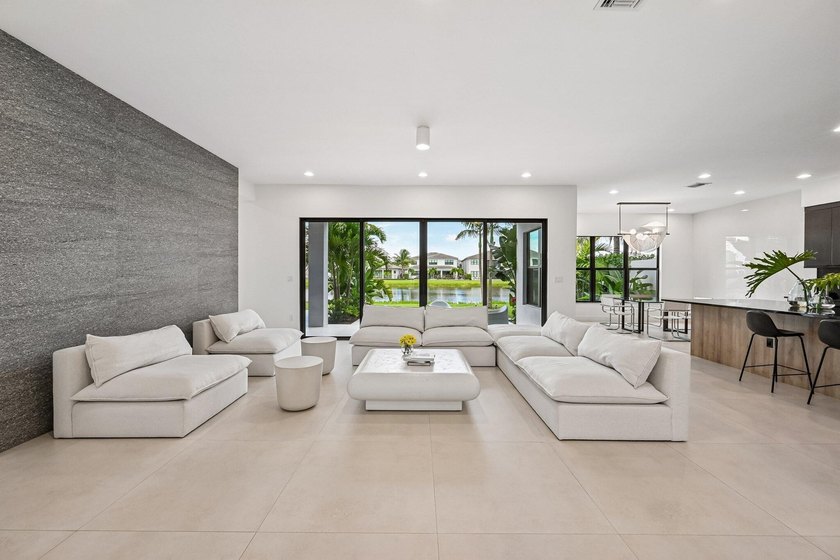 Welcome to this spectacular residence in the Lotus community of - photo 8
