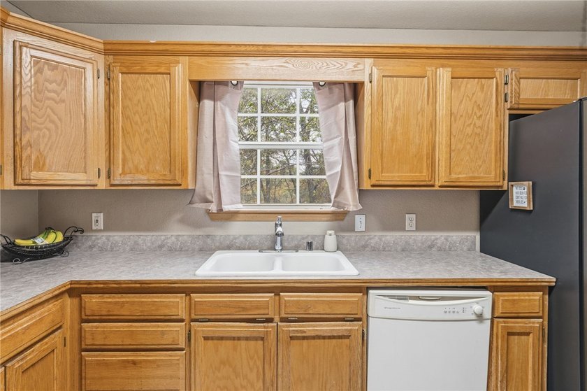 Exceptional Investment Opportunity! Offered together, 2252, 2254 - photo 8