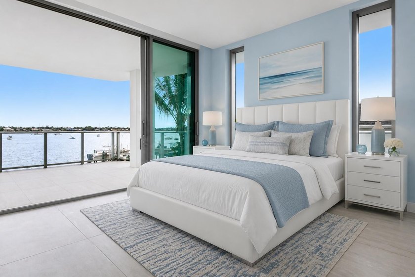The ONLY DIRECT WATERFRONT Intracoastal Townhouse available in - photo 4