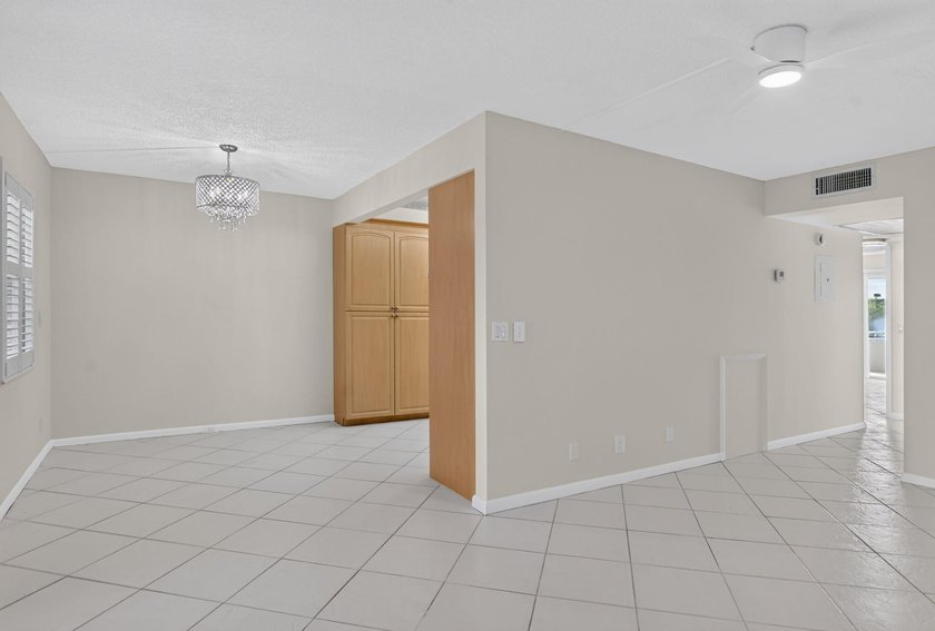 Light and Bright 2-bedroom, 2-bathroom condo on the 3rd floor - photo 7