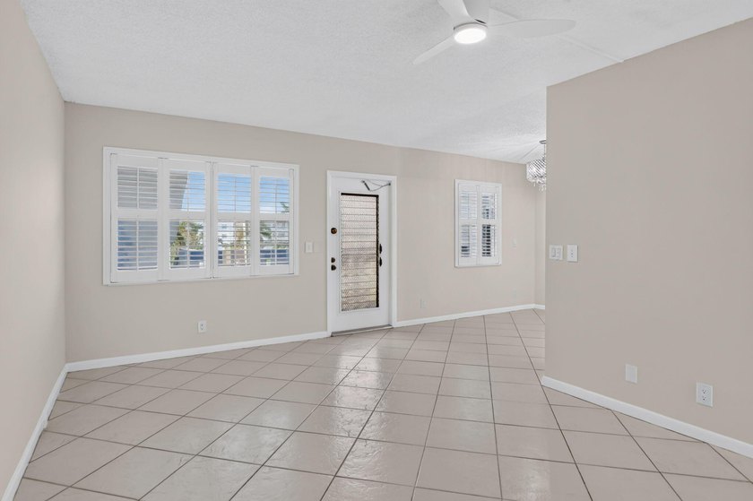 Light and Bright 2-bedroom, 2-bathroom condo on the 3rd floor - photo 10
