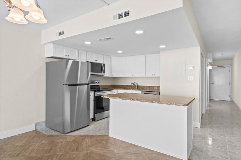 This one bedroom, 2 bath ocean front unit is located in the - photo 12