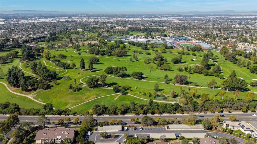 Well-maintained 3-bedroom, 2-bath home in the prestigious - photo 34