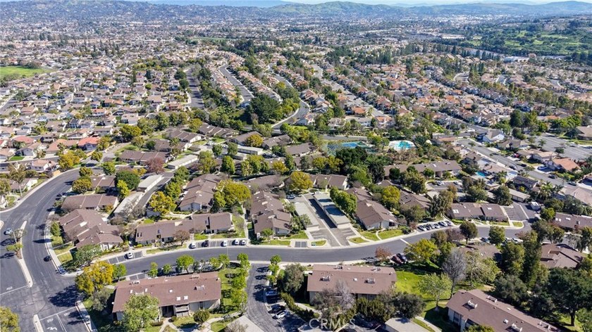 Well-maintained 3-bedroom, 2-bath home in the prestigious - photo 35