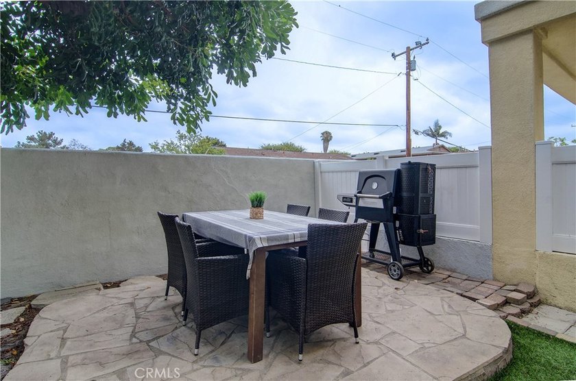 Fantastic purchase opportunity on this beautiful 2-bedroom plus - photo 30