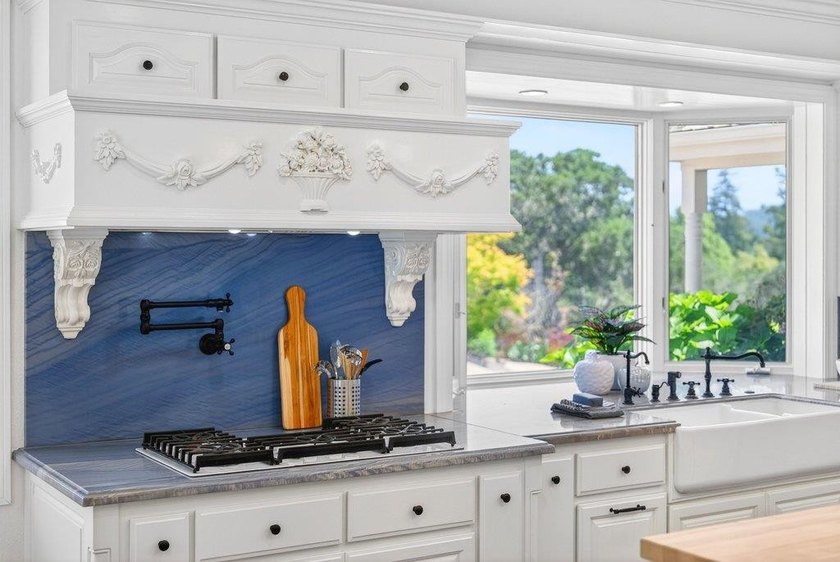 Exquisite gated Pasatiempo residence overlooking the renowned - photo 10