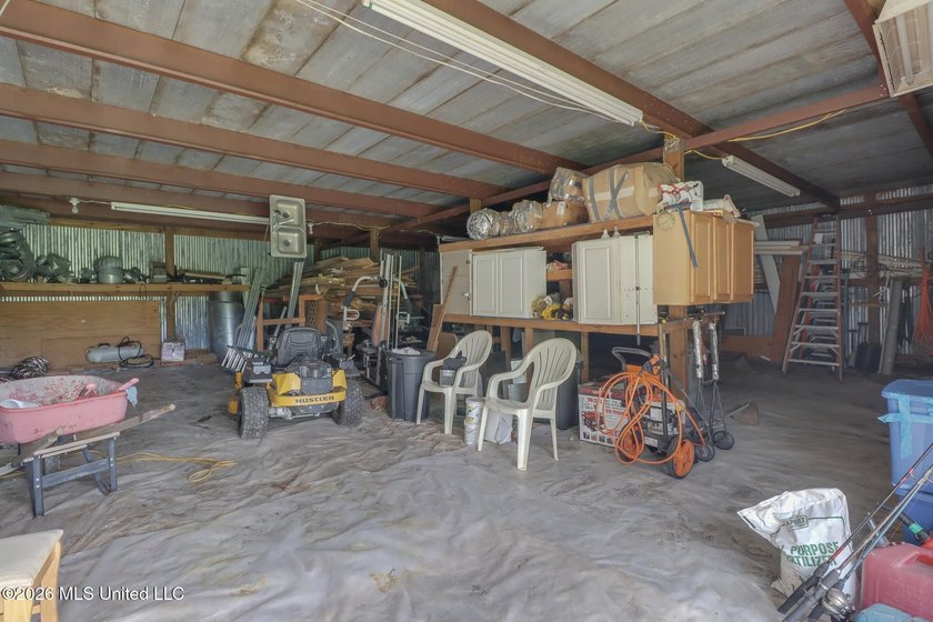 BACK ON THE MARKET! Here is your chance to capture this charming - photo 32