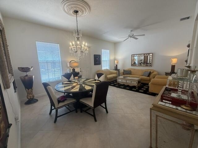 Location &amp; Luxury! Super low 300/m HOA, on prime lot, spacious - photo 5