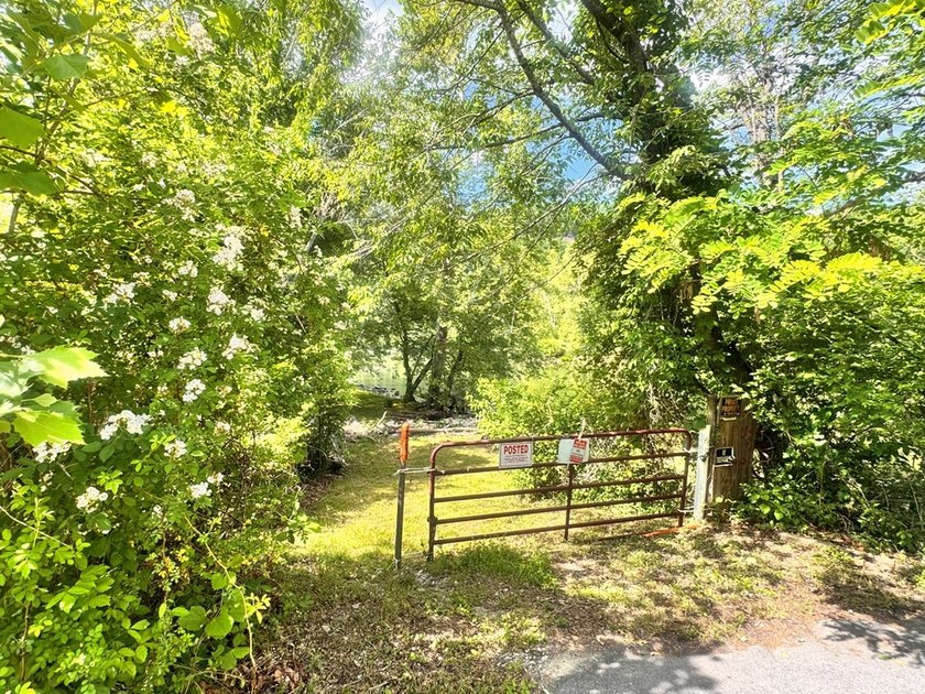 RARE NEW RIVER WATERFRONT OPPORTUNITY - 2.85 ACRES IN NEW RIVER - photo 24