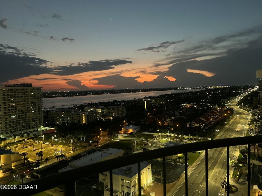 ***FANTASTIC DIRECT OCEANFRONT PENTHOUSE UNIT*** THIS CONDO UNIT - photo 58