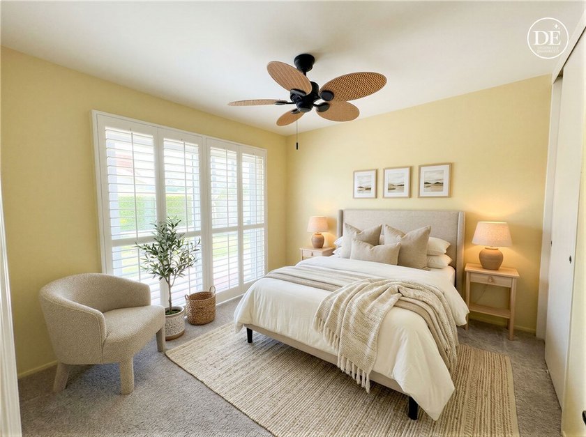 Just one mile from the beach, this immaculate and move-in ready - photo 15