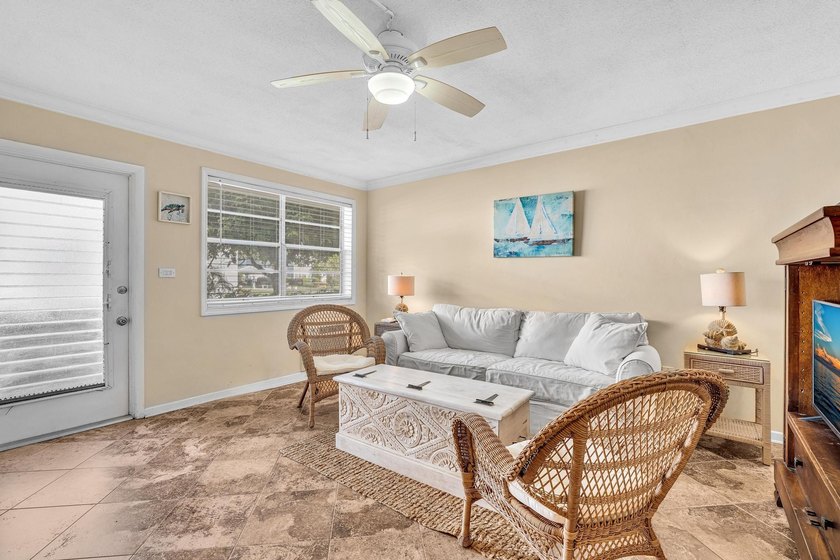 Welcome to this charming one-bedroom, one-bathroom condominium - photo 9