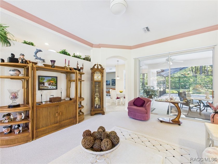 Beautiful Pool Home in Rainbow Springs Country Club Nestled in - photo 7