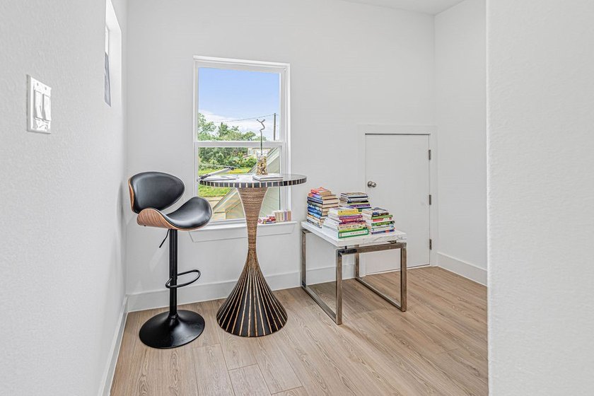 Location influences convenience. Lifestyle defines value - photo 25
