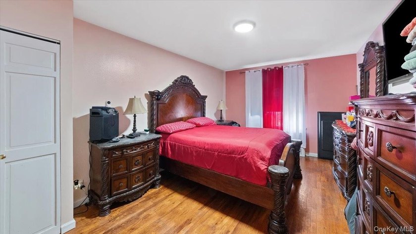 Welcome to Fordham Terrace! This 2 bedroom is conveniently - photo 7