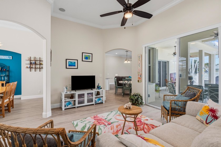 Pool home in the desirable Torino area with no HOA! This - photo 6