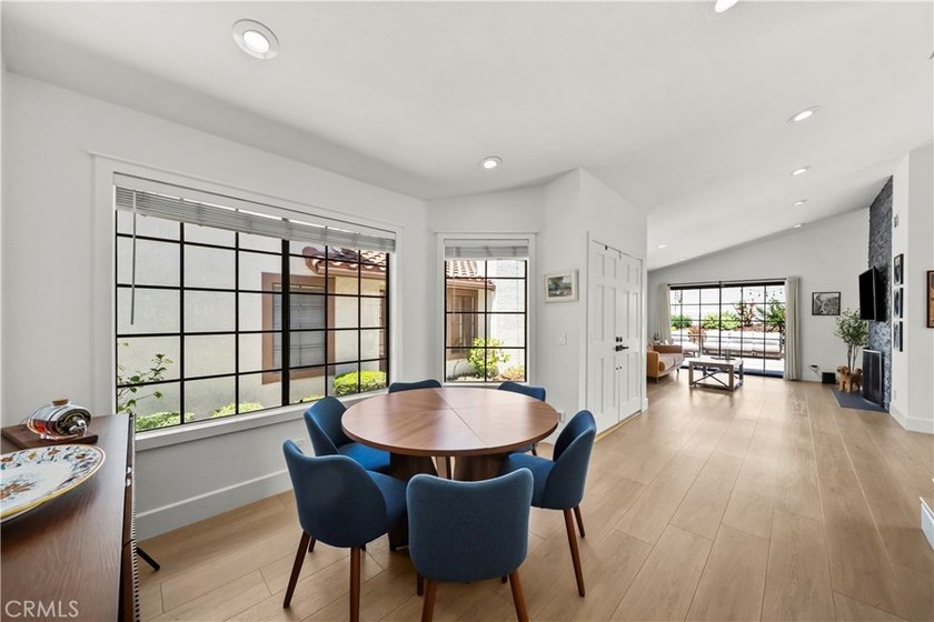 Welcome to this Completely Remodeled 3-bedroom, 3-bathroom home - photo 5