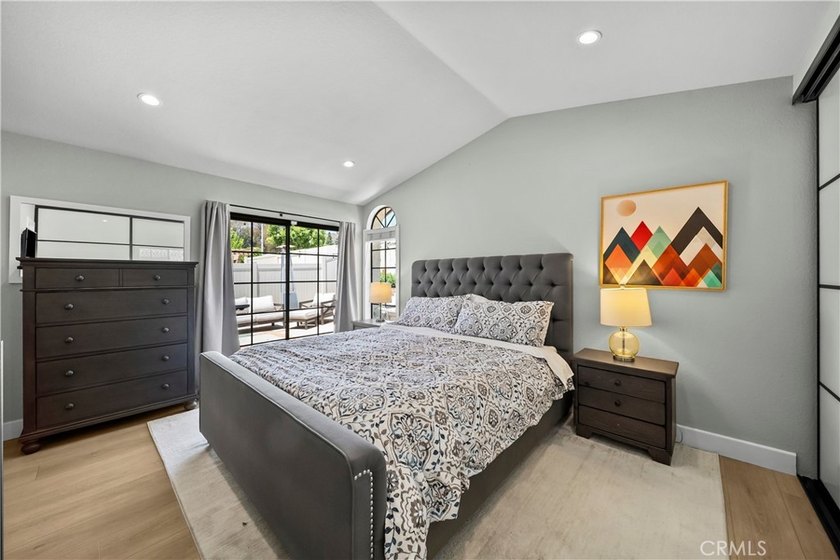 Welcome to this Completely Remodeled 3-bedroom, 3-bathroom home - photo 10