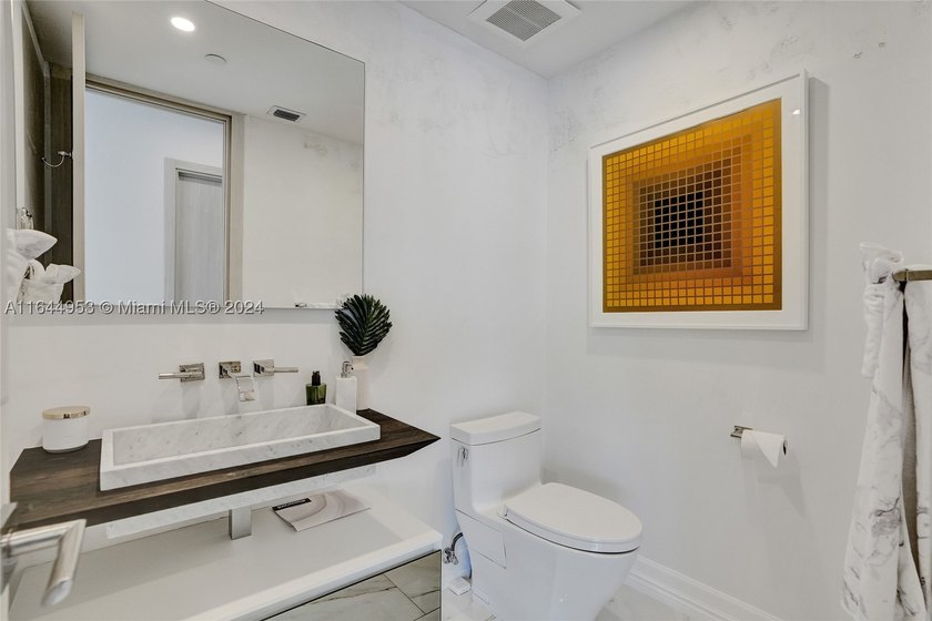 SPECTACULAR, FULLY REMODELED 2 STORY PENTHOUSE HOME OVERLOOKING - photo 14
