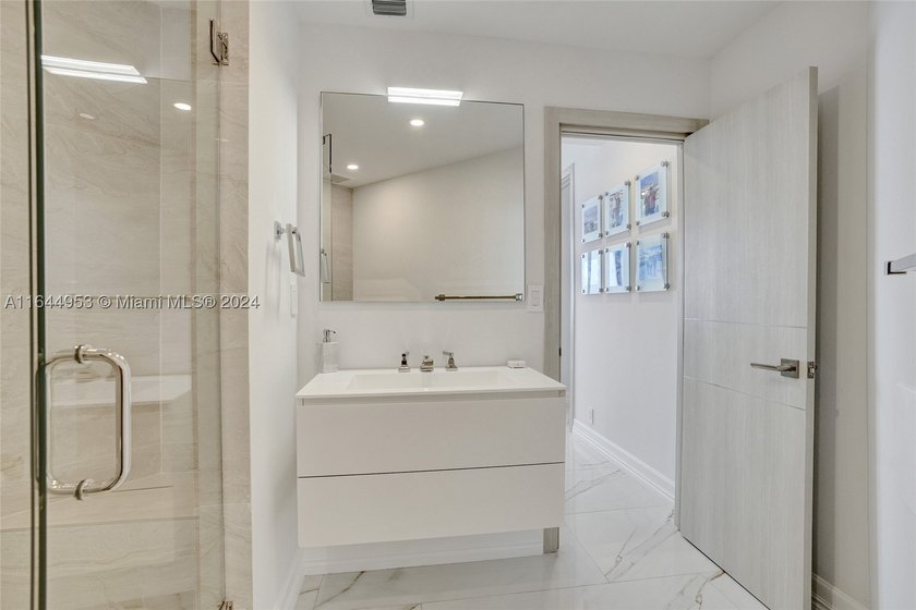 SPECTACULAR, FULLY REMODELED 2 STORY PENTHOUSE HOME OVERLOOKING - photo 20