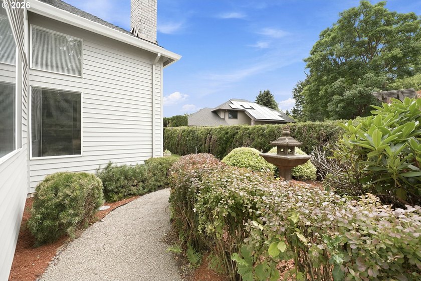 Wonderful detached home in the desirable Charbonneau Country - photo 39