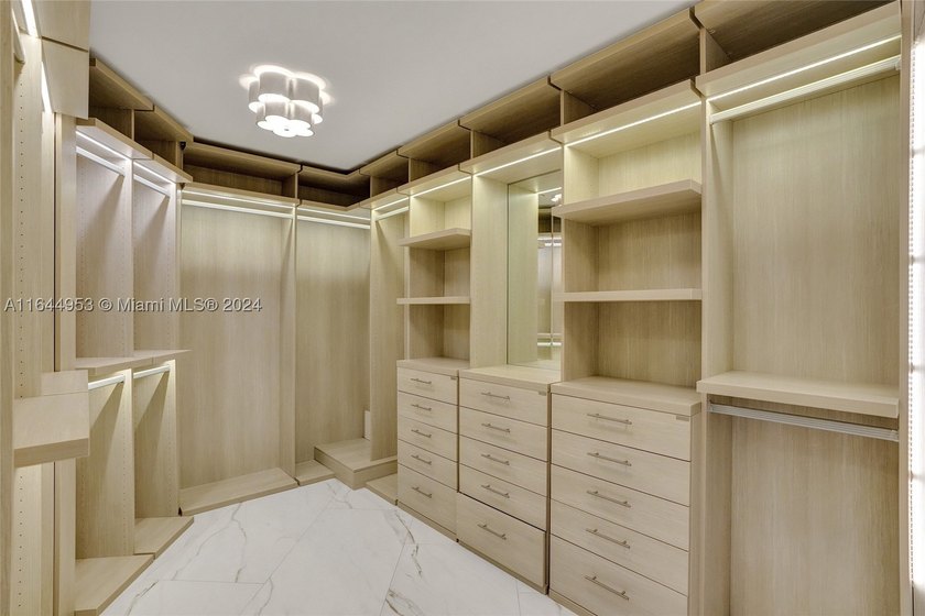SPECTACULAR, FULLY REMODELED 2 STORY PENTHOUSE HOME OVERLOOKING - photo 49