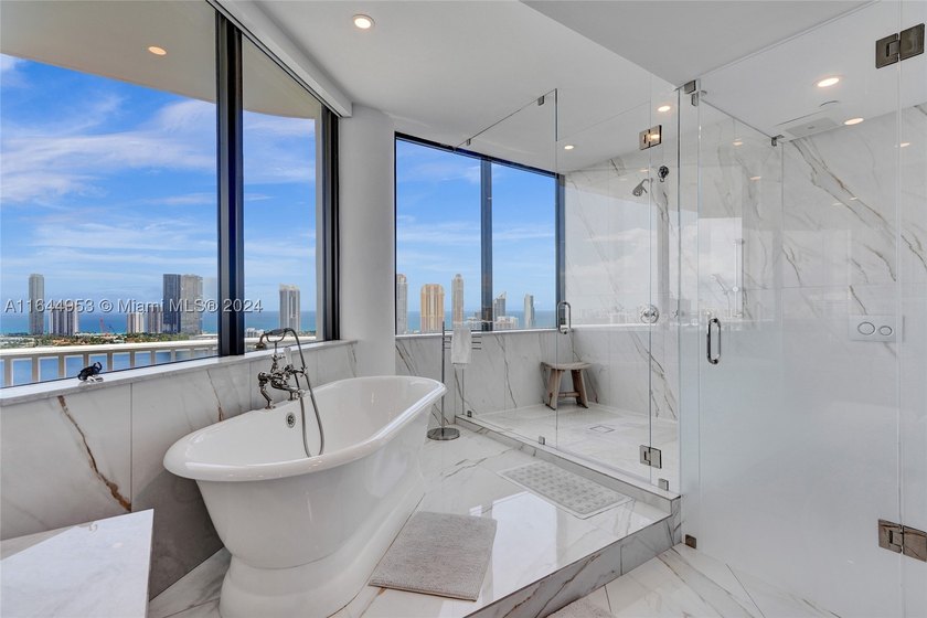 SPECTACULAR, FULLY REMODELED 2 STORY PENTHOUSE HOME OVERLOOKING - photo 52