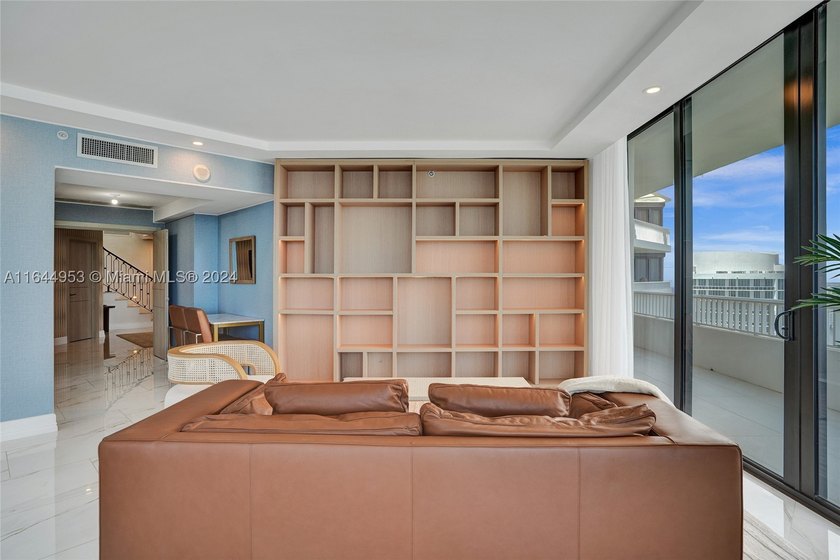 SPECTACULAR, FULLY REMODELED 2 STORY PENTHOUSE HOME OVERLOOKING - photo 57