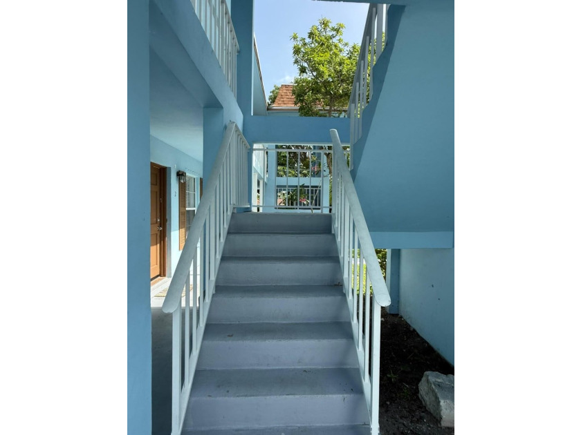 Welcome to this 1 bedroom, 1-bathroom condo located in Kentwood - photo 6